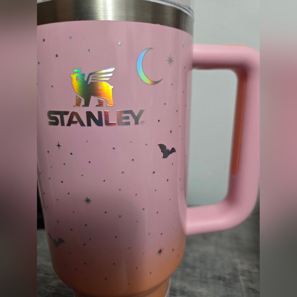NEW Stanley Pink and Orange 40 oz Tumbler - Picture 5 of 5